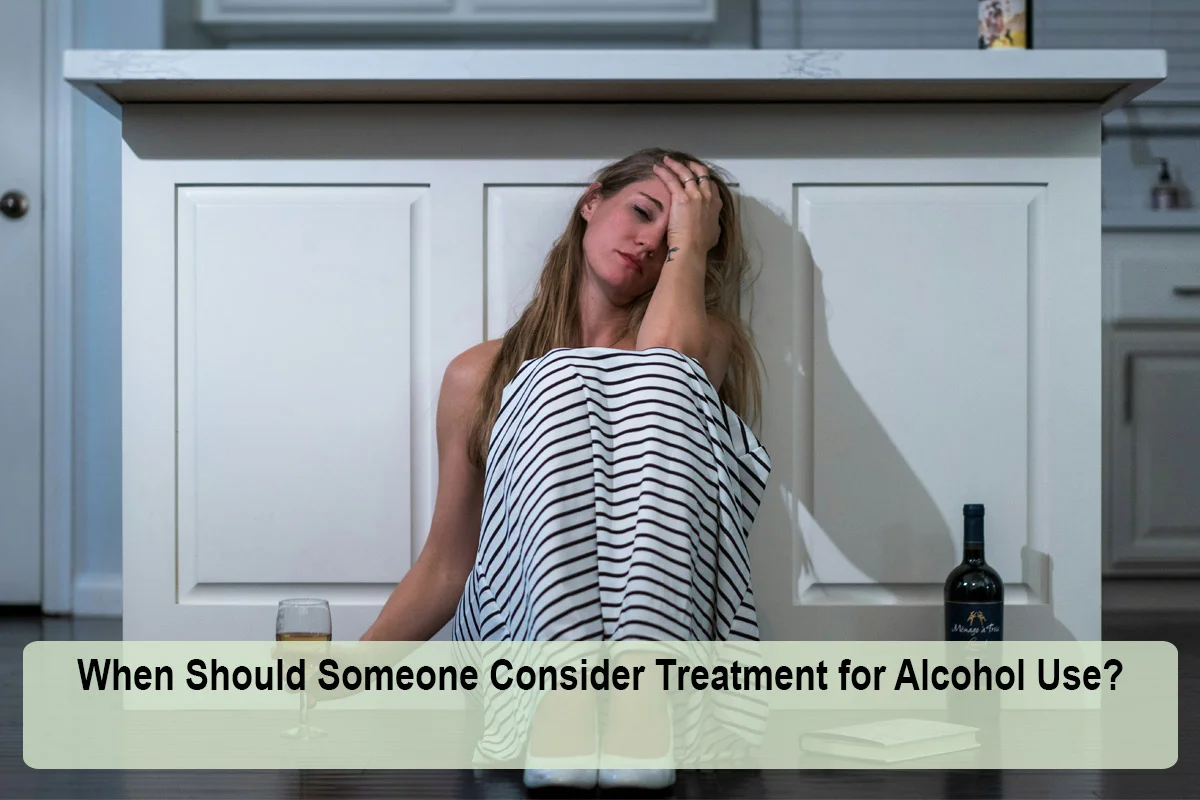 when-should-someone-consider-treatment-for-alcohol-use-1789718135.webp