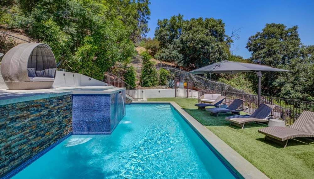 Luxe Recovery Gallery