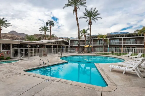 Banyan Palm Springs Gallery 2