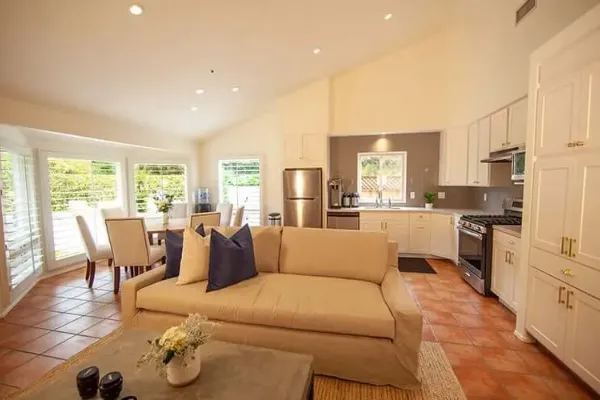 Cliffside Malibu Gallery