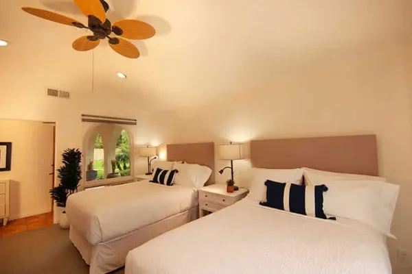 Cliffside Malibu Gallery