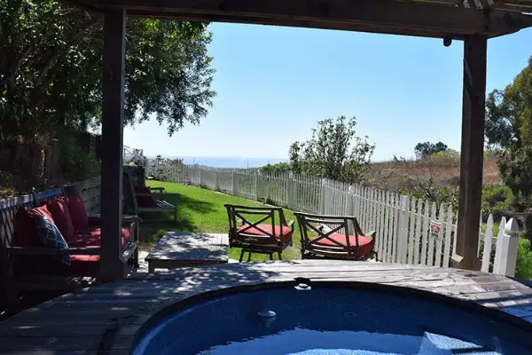 Cliffside Malibu Gallery