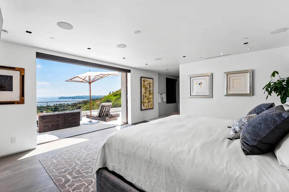 Rise in Malibu Gallery