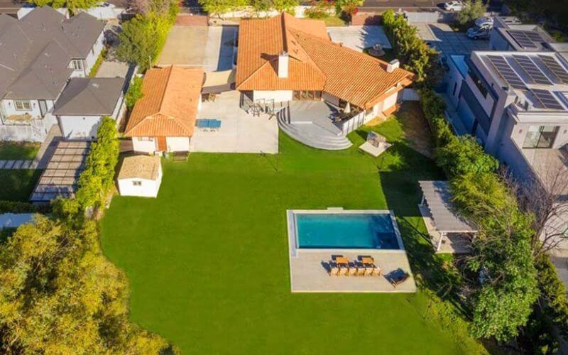 Tarzana Recovery image